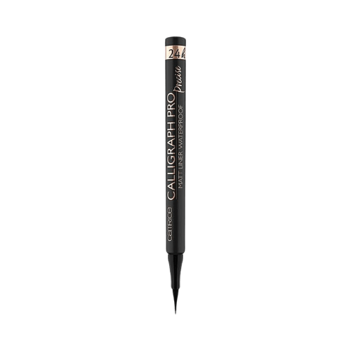 Catrice Calligraph Pro Precise 24h Matt Liner, en elegant svart eyelinerpenna med en fin spets för precis applicering.