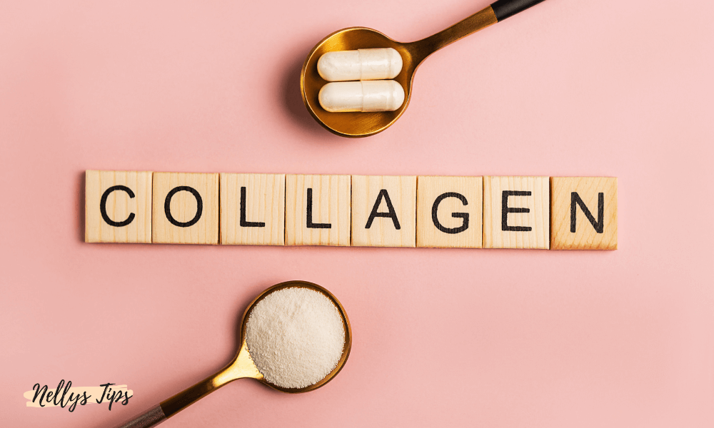 Kollagen i kapslar, tabletter och pulver i skål, med texten “COLLAGEN” i träbokstäver.