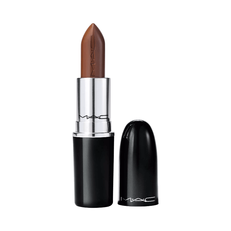 MAC Lustreglass Lipstick – glansigt läppstift i brun nyans “I Deserve This” med silkeslen finish.