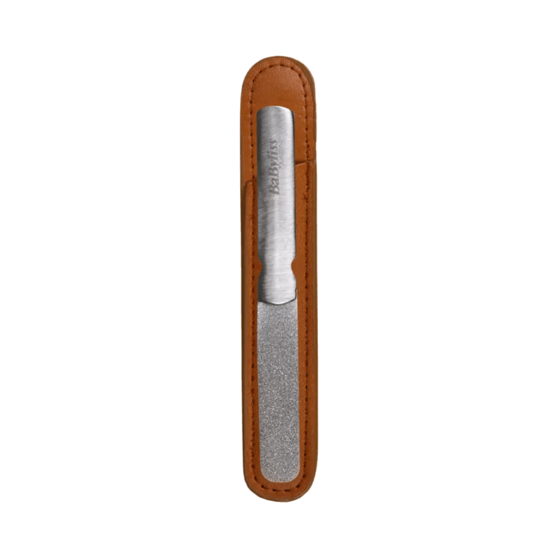 BaByliss nagelfil i metall med elegant fodral – perfekt för precis manikyr och resor.