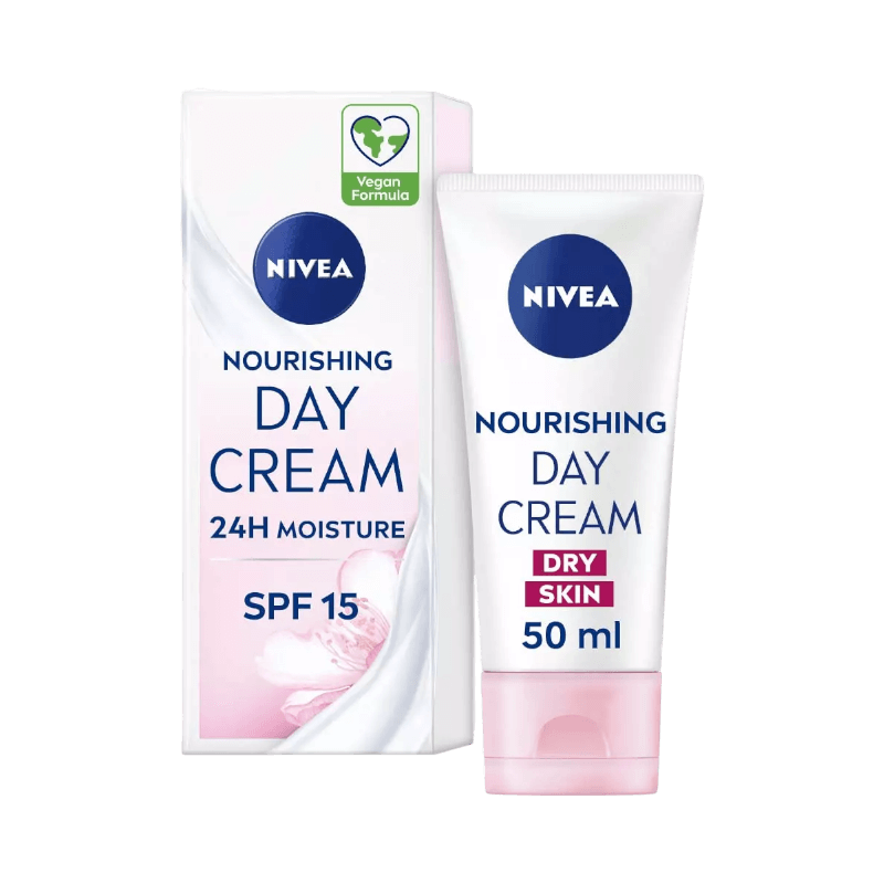 NIVEA Nourishing dagkräm för torr hud med 24 timmars fukt och SPF 15, vegansk formula.