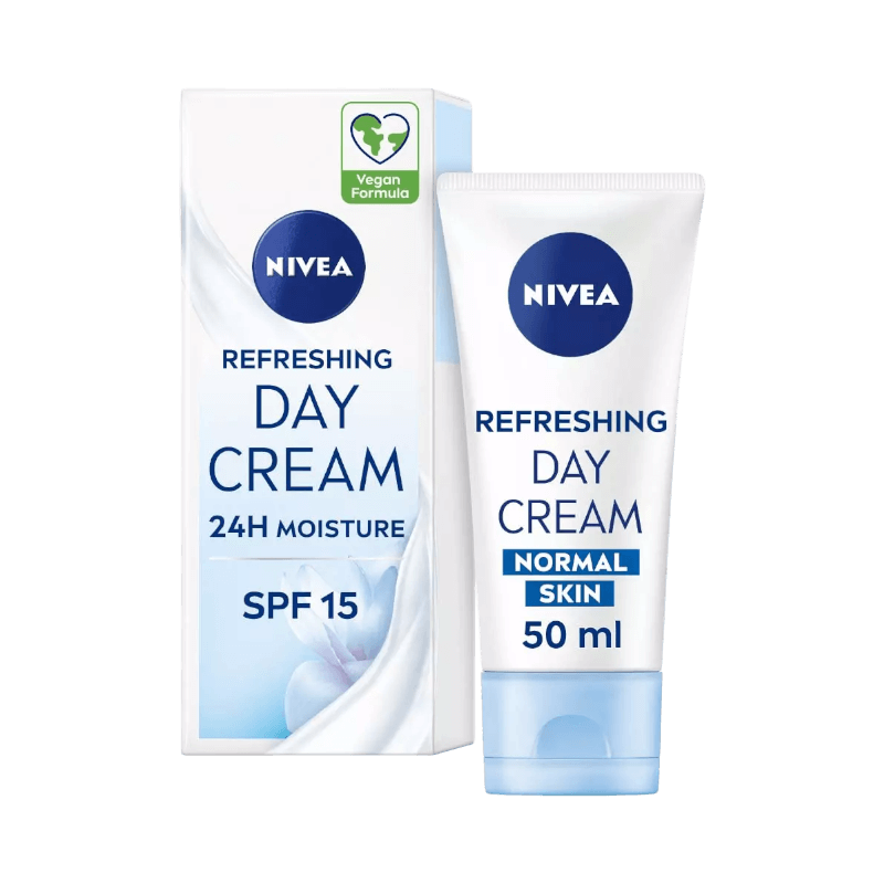 NIVEA Refreshing dagkräm för normal hud med vegansk formula och 24 timmars fukt.