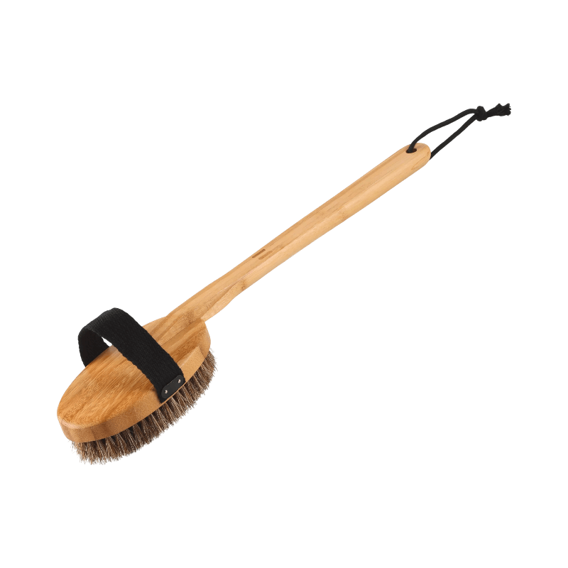 Rento badborste i bambu med naturborst och långt skaft för exfoliering av kroppen i dusch eller bad.