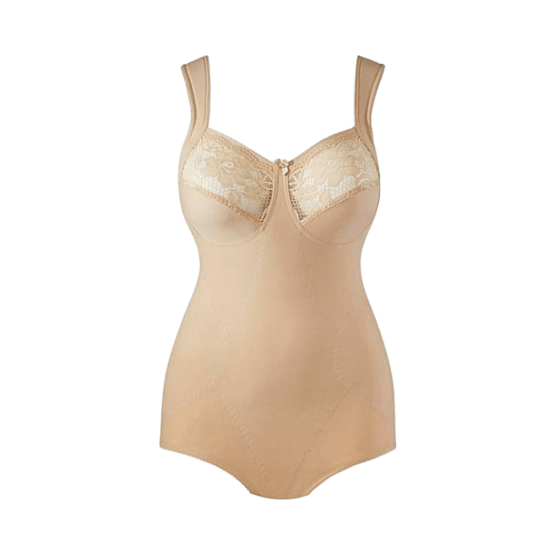 Beige shaping-body från Miss Mary med spetskupor och breda axelband, ger stöd och feminin form.