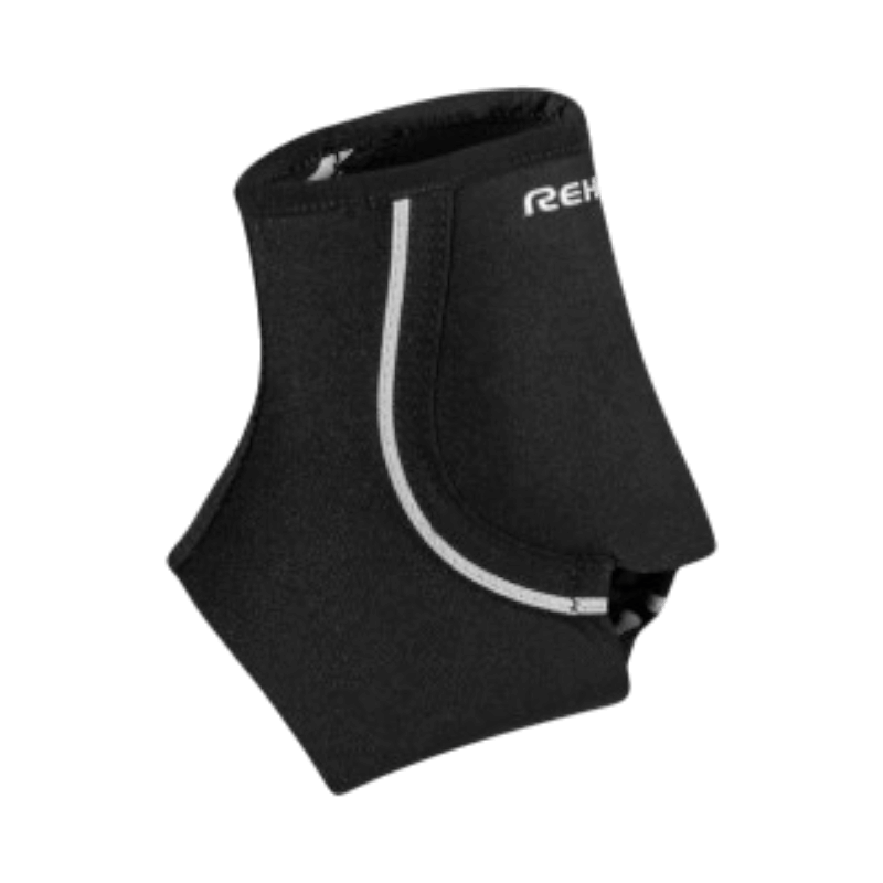 Rehband QD lättviktigt ankelskydd med mjuk kompression och ergonomisk design för daglig användning.