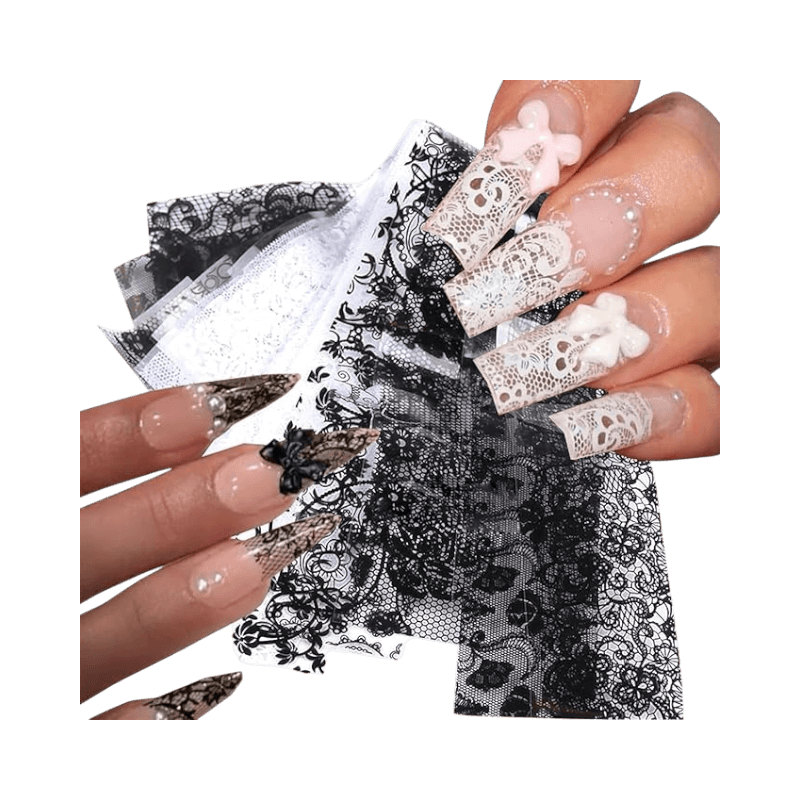 Lace-designad nagelfolie i 3D-look för glamorösa och konstnärliga naglar.