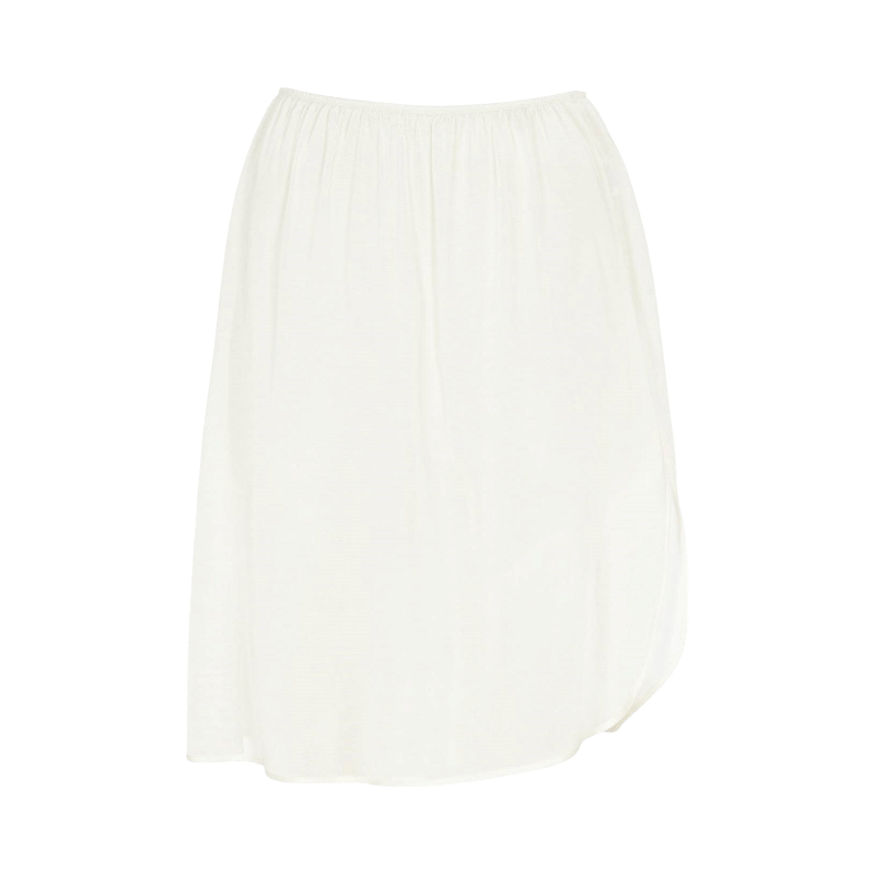 Vit vid underkjol från Damella med resår i midjan, klassisk design som passar under ljusa klänningar.