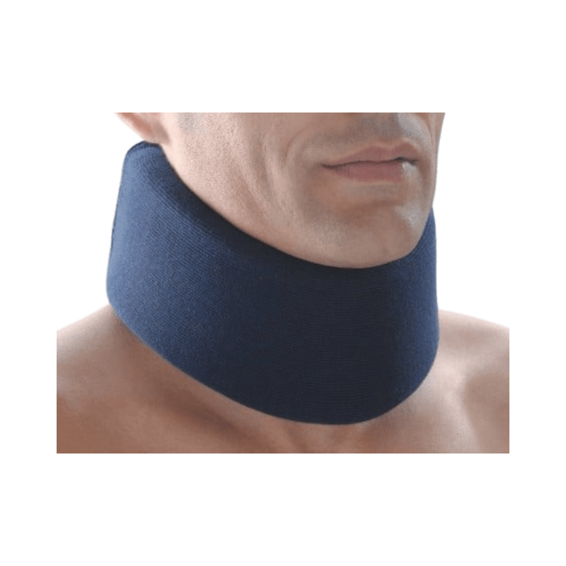 Blå anatomisk nackkrage från Thuasne med fast stöd för stabilisering vid nacksmärta eller skada.